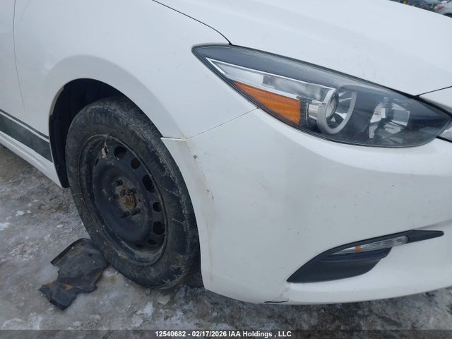 3MZBN1K75JM225861 Mazda Mazda3 Gx