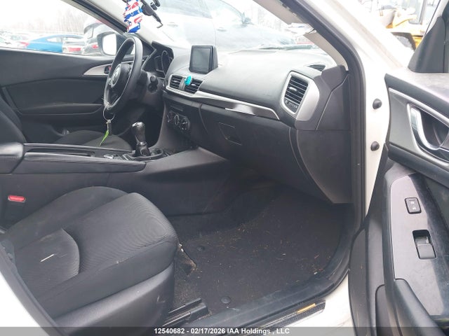 3MZBN1K75JM225861 Mazda Mazda3 Gx