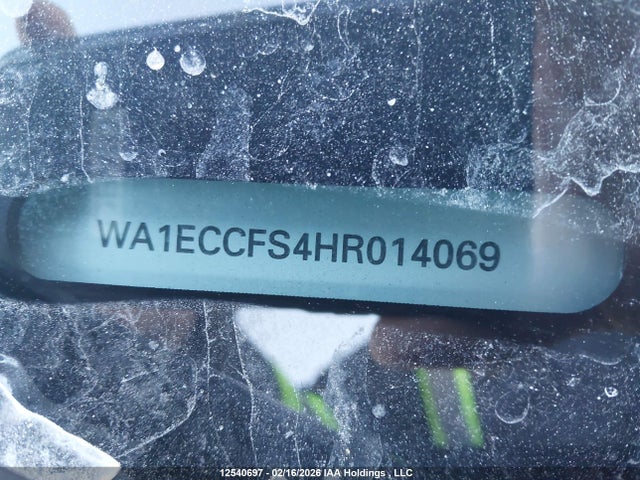 WA1ECCFS4HR014069 Audi Q3 PREMIUM