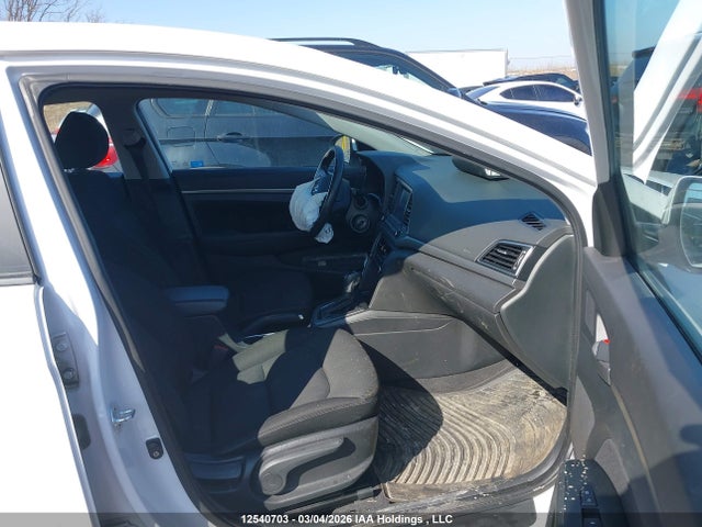 KMHD84LF1JU592807 Hyundai Elantra Sel/value/limited