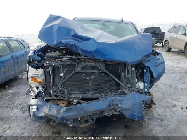 1GCVKREC9HZ388960 Chevrolet Silverado 1500 2lt