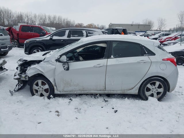Продажа на аукционе авто 2013 Hyundai Elantra Gt Gl, vin: KMHD25LE8DU041549, номер лота: 12540761