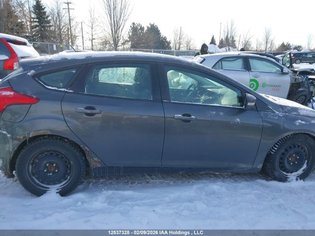 1FADP3K2XGL200301 Ford FOCUS SE