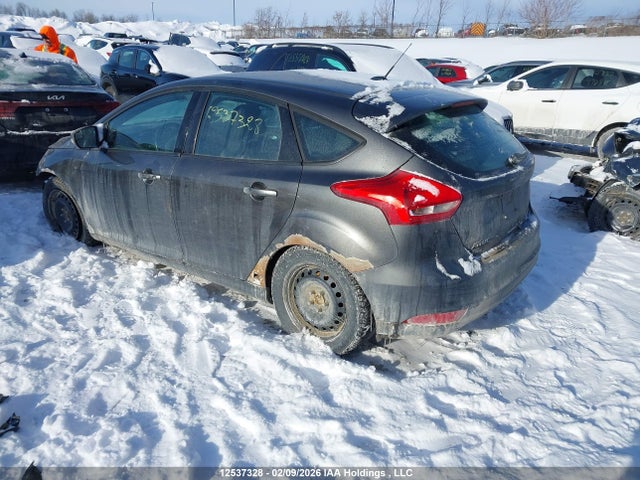 1FADP3K2XGL200301 Ford FOCUS SE