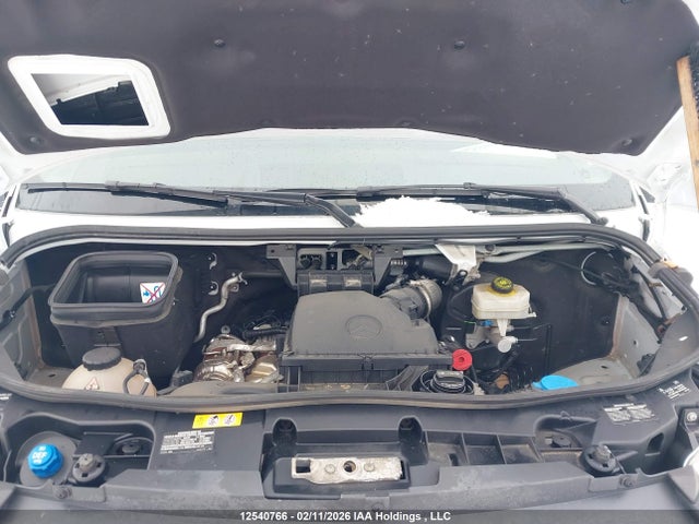 W1Y4KCHY4RP672697 Mercedes-Benz Sprinter 2500