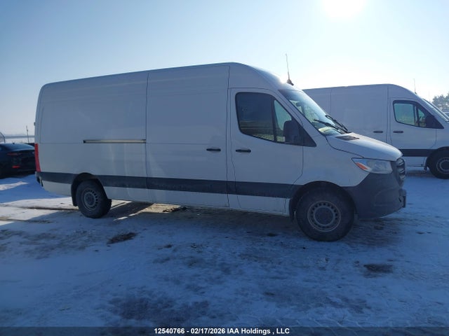 W1Y4KCHY4RP672697 Mercedes-Benz Sprinter 2500