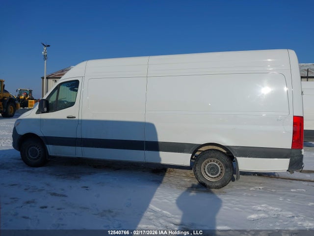 W1Y4KCHY4RP672697 Mercedes-Benz Sprinter 2500