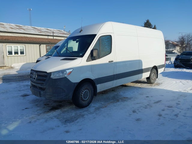 W1Y4KCHY4RP672697 Mercedes-Benz Sprinter 2500