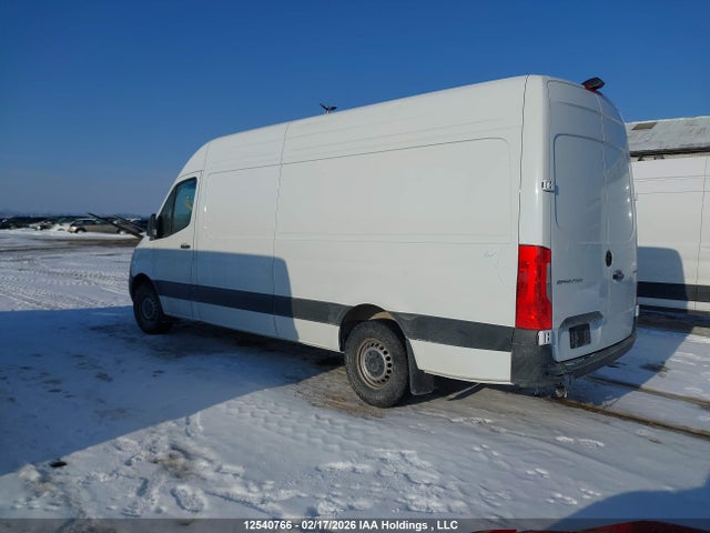W1Y4KCHY4RP672697 Mercedes-Benz Sprinter 2500