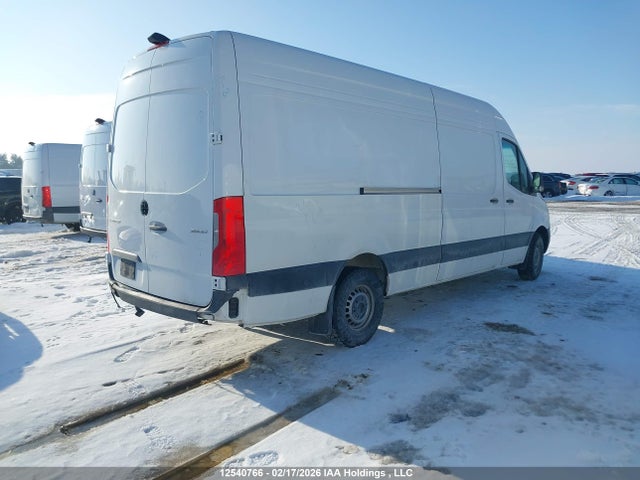W1Y4KCHY4RP672697 Mercedes-Benz Sprinter 2500