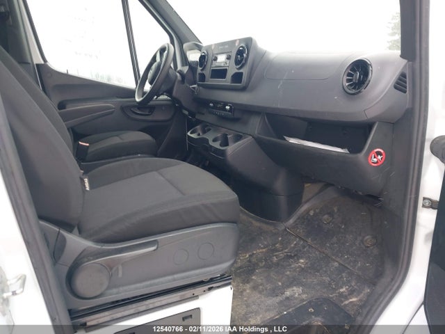 W1Y4KCHY4RP672697 Mercedes-Benz Sprinter 2500