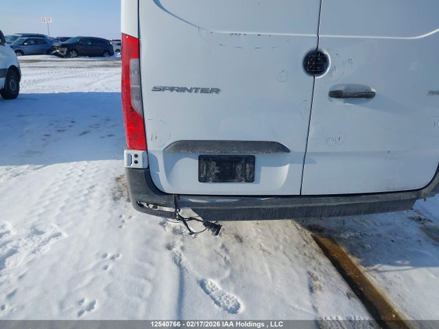 W1Y4KCHY4RP672697 Mercedes-Benz Sprinter 2500