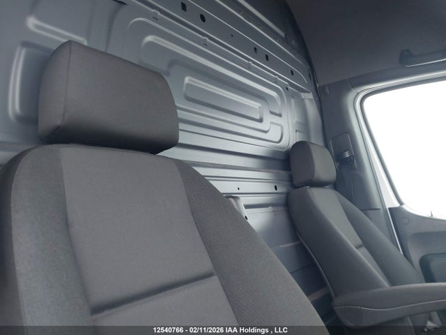 W1Y4KCHY4RP672697 Mercedes-Benz Sprinter 2500