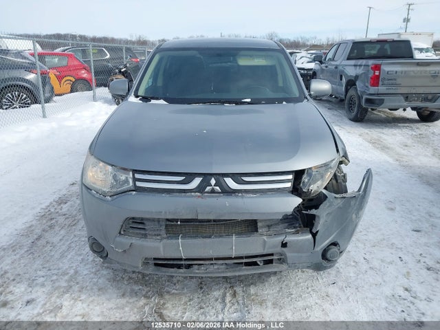 Mitsubishi Outlander Es 2014 JA4AZ2A35EZ601061 Image 12
