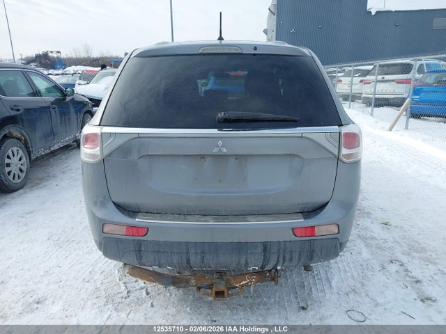 Mitsubishi Outlander Es 2014 JA4AZ2A35EZ601061 Image 16