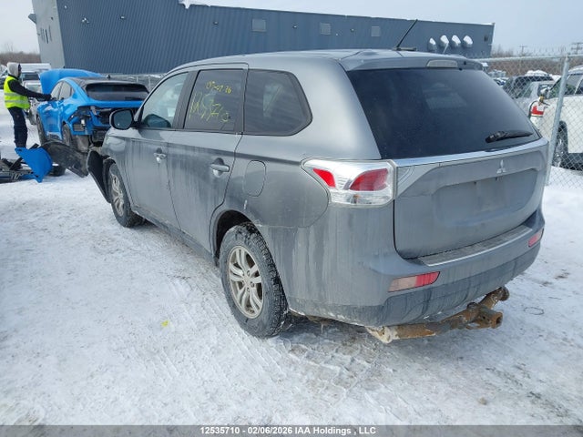 Mitsubishi Outlander Es 2014 JA4AZ2A35EZ601061 Image 3