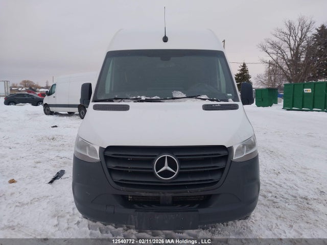 W1Y4KCHY6RP686701 Mercedes-Benz Sprinter 2500