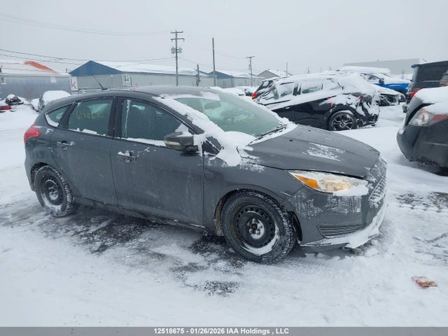 1FADP3K28JL317706 Ford FOCUS SE