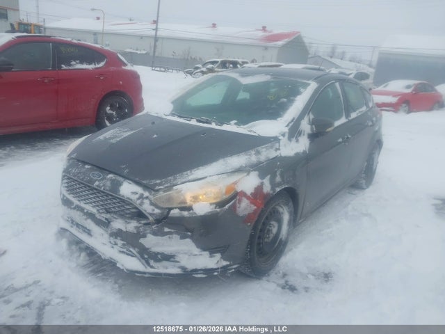 1FADP3K28JL317706 Ford FOCUS SE