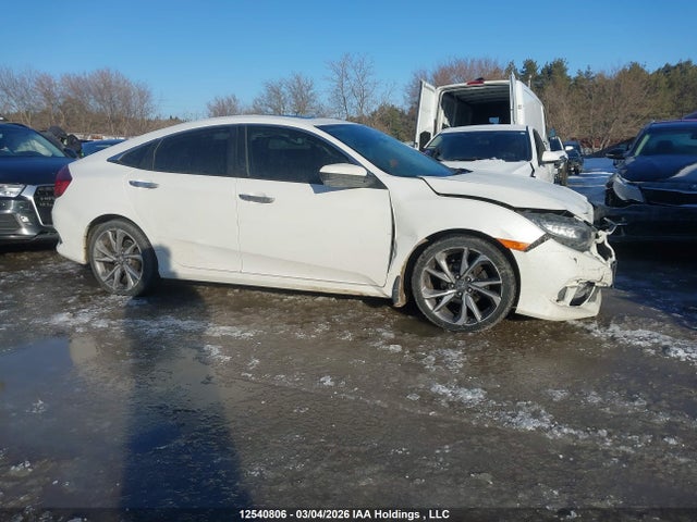 2HGFC1F93KH103426 Honda Civic Touring