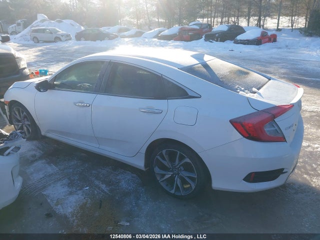 2HGFC1F93KH103426 Honda Civic Touring