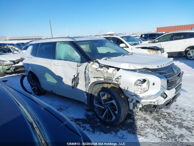 Продажа на аукционе авто 2022 Mitsubishi Outlander, vin: JA4J4VA86NZ620682, номер лота: 12540813