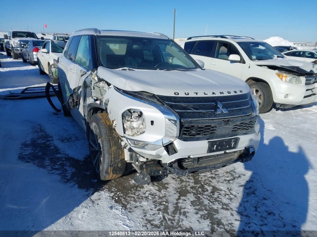 Продажа на аукционе авто 2022 Mitsubishi Outlander, vin: JA4J4VA86NZ620682, номер лота: 12540813
