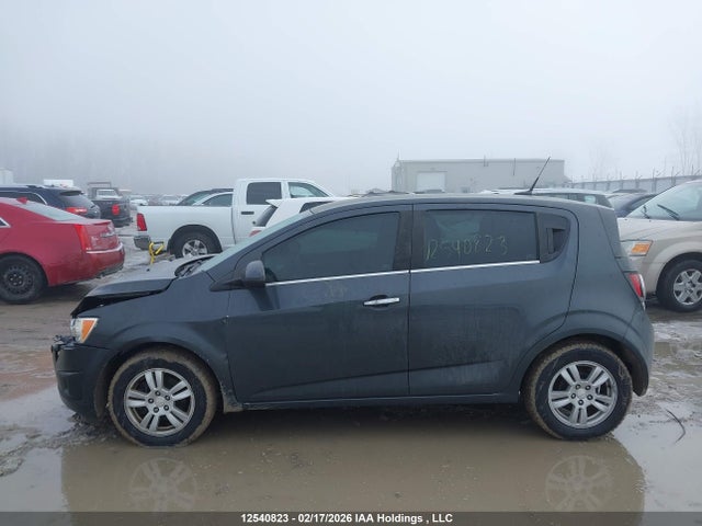 1G1JC6EH6E4215050 Chevrolet Sonic Lt Auto