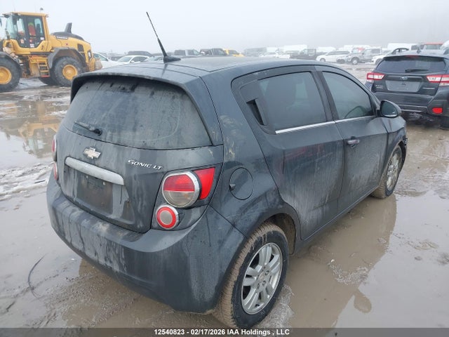 1G1JC6EH6E4215050 Chevrolet Sonic Lt Auto