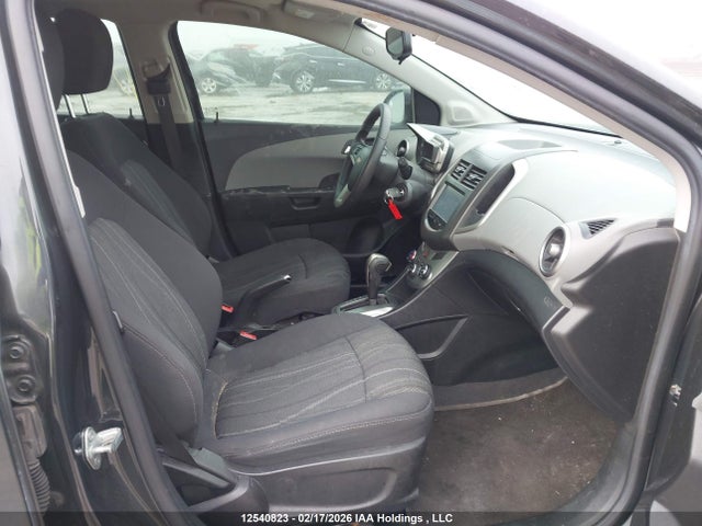 1G1JC6EH6E4215050 Chevrolet Sonic Lt Auto