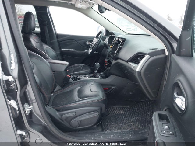1C4PJMBS5FW746550 Jeep Cherokee Trailhawk