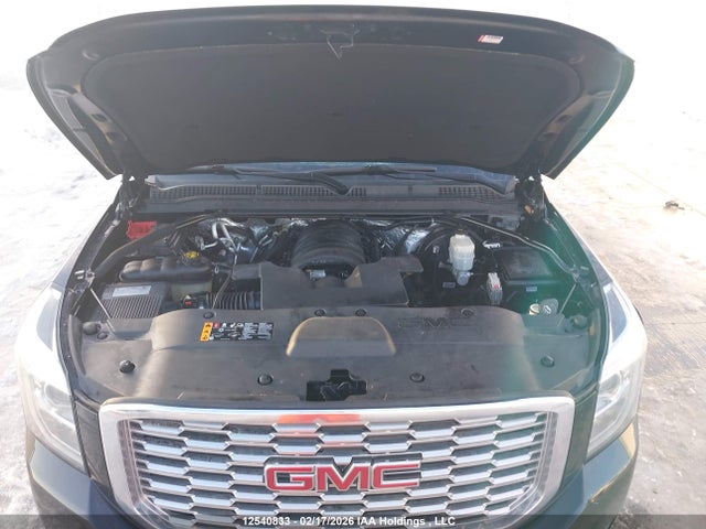 1GKS2HKJ1JR232244 GMC Yukon Xl Denali Denali