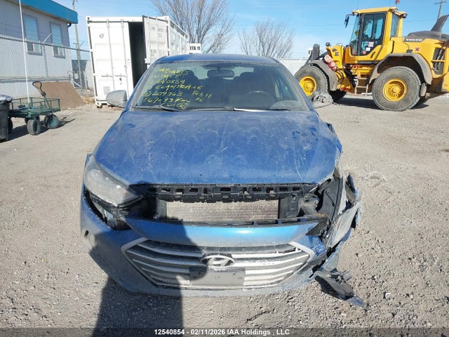KMHD84LF8HU209763 Hyundai Elantra Se/value/limited
