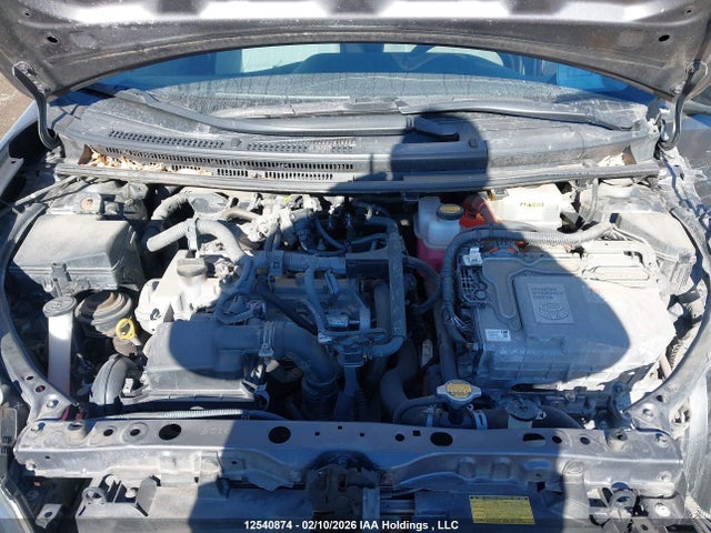 JTDKDTB35F1575462 Toyota PRIUS C