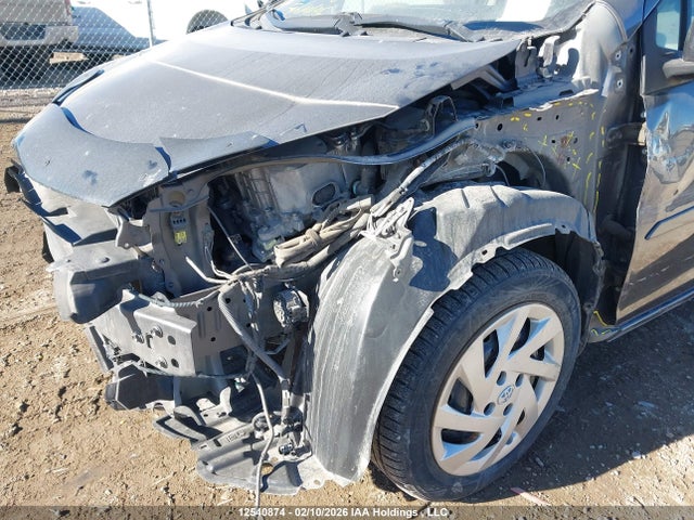 JTDKDTB35F1575462 Toyota PRIUS C