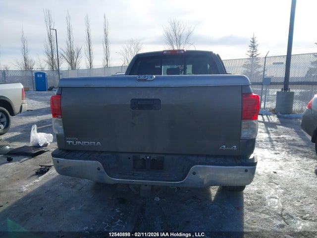 12540898 :رقم المزاد ، 5TFUM5F19AX003636 vin ، 2010 Toyota Tundra Sr5 4.6l V8 مزاد بيع