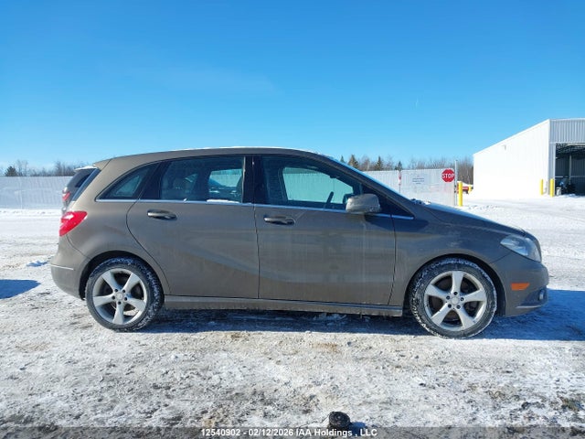 WDDMH4EB8EJ202300 Mercedes-Benz B 250 Sports Tourer
