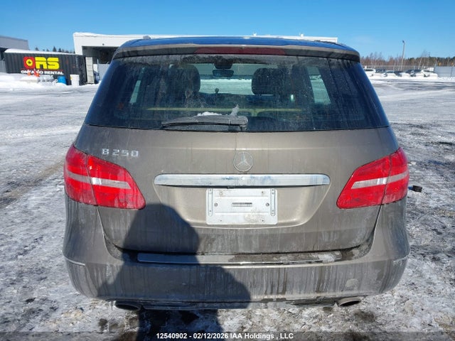 WDDMH4EB8EJ202300 Mercedes-Benz B 250 Sports Tourer