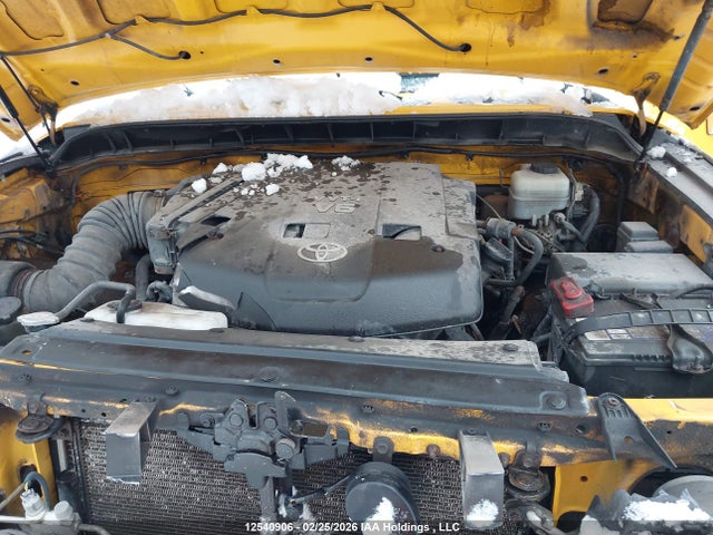 2008 Toyota Fj Cruiser მანქანა იყიდება აუქციონზე, vin: JTEBU11F58K037918, აუქციონის ნომერი: 12540906