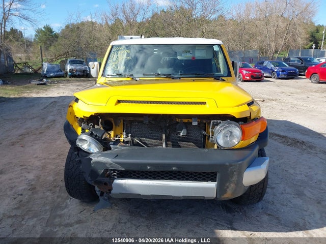 2008 Toyota Fj Cruiser მანქანა იყიდება აუქციონზე, vin: JTEBU11F58K037918, აუქციონის ნომერი: 12540906