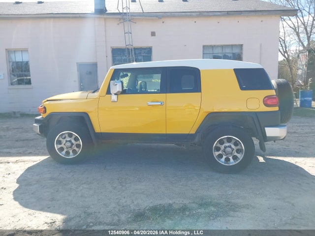 2008 Toyota Fj Cruiser მანქანა იყიდება აუქციონზე, vin: JTEBU11F58K037918, აუქციონის ნომერი: 12540906