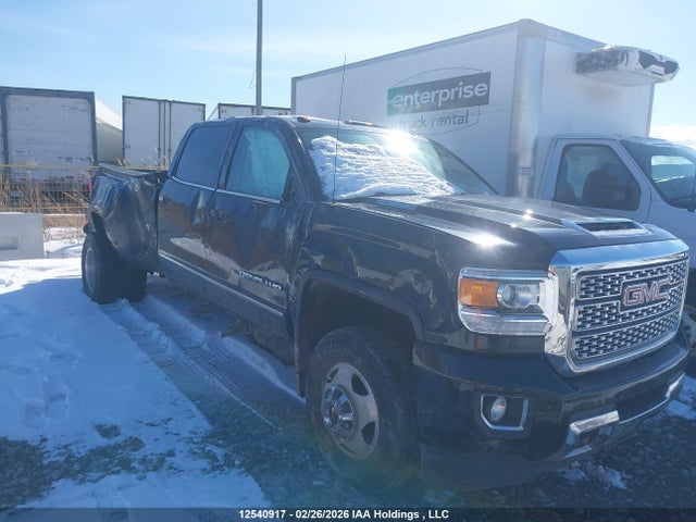 1GT42WEY2KF257190 GMC Sierra 3500hd Denali
