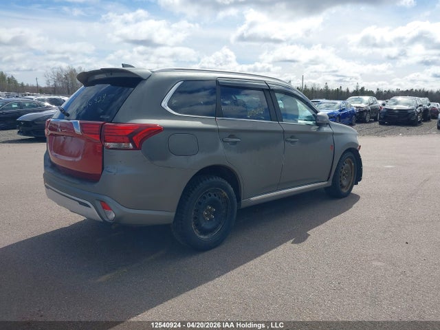 JA4J24A50KZ611252 Mitsubishi Outlander Sel/gt