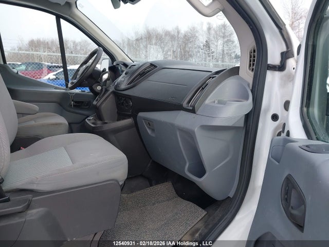 1FTYE1YG3JKA90665 Ford Transit-150