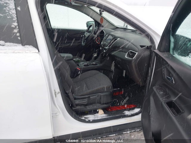 2GNAXUEV9N6107792 Chevrolet EQUINOX LT