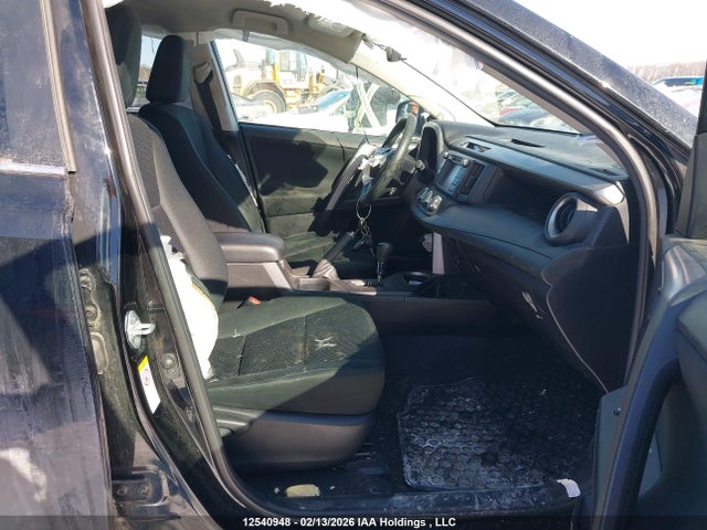 2T3ZFREV0JW517388 Toyota RAV4