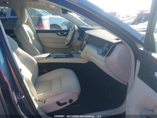 LYVA22RK7LB562709 Volvo Xc60 T6 Momentum