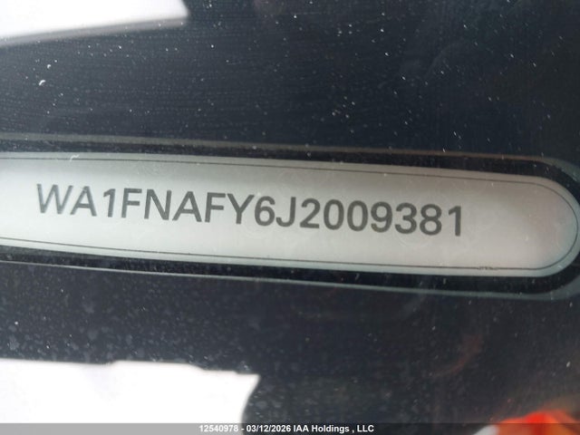 WA1FNAFY6J2009381 Audi Q5 Technik S-line