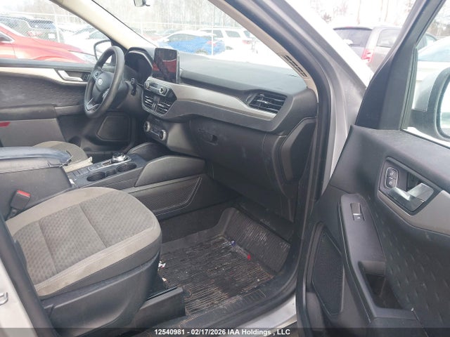 1FMCU9G6XLUB46155 Ford ESCAPE SE