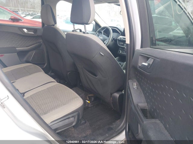 1FMCU9G6XLUB46155 Ford ESCAPE SE